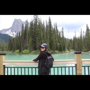 Meet your Posher, Cindy